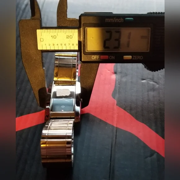 Watch - Picture 5 of 8